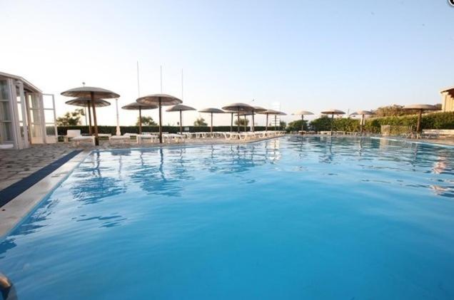 Beis Beach Hotel Acharavi  Exterior foto